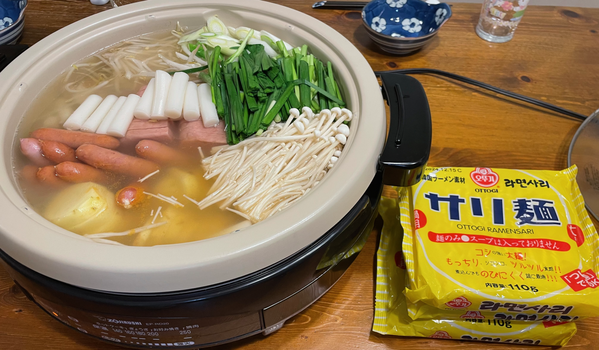 プデチゲとサリ麺